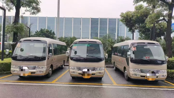 15-19座中巴